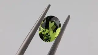 Yellow Green Oval-cut Australian Sapphire 115275-C