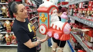 Christmas 🎄 2025 Shopping at Walmart for Holiday Decor & Grinch Decorations Walkthrough Tour Video