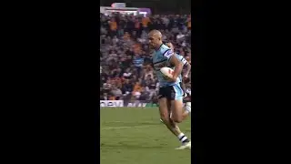 MAGIC from the Sharks and Fitzy loves it! 🔥 #9WWOS #NRL