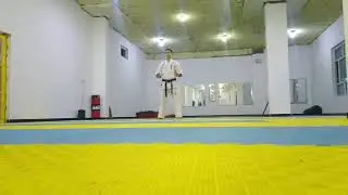 كاتا الحزام الأخضر في أكاديمية أسد بابلأداء اللاعب المجتبى حيدربإشراف المدر شيهان صباح مهدي الوائلي