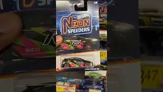 I Was Focusing 😳 On Hot Wheels Neon Speeders Today @ Walmart 🤩😃