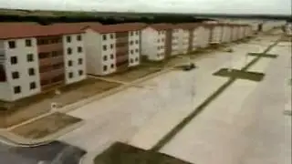 Ch&aacute;vez entrega casas en Barinas.mp4