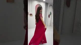 ✨Gown Collection✨      *✨Gown✨**Fabric:-* Fox Georgette*Georgette*Size:-* 2.30 Meter  ✨Rate:- 1500+$