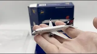 Gemini Jets Delta Connection Embraer ERJ-175 N274SY GJDAL2037 1:400 Scale Unboxing Showcase