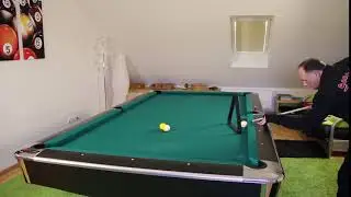 Trickshot Time mit Heiko. Jump durchs Dreieck.