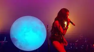 Tiffany Young Magnetic Moon Tour Los Angeles CA 🎶Lips on Lips