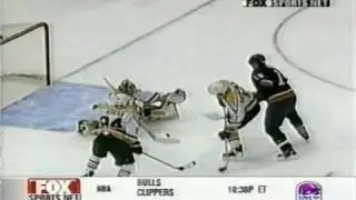 2001-02: Penguins vs. NY Islanders (11/14/2001) (Great Saves by Hedberg)