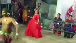 মা দুর্গার কাচ নাচ বা নিত্য