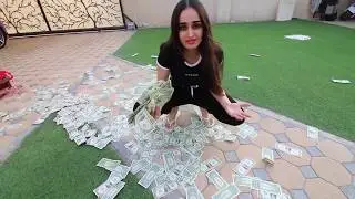 Lana rose feet money