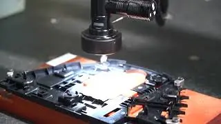 The injection-molded products are undergoing inspection/testing.#oem #factoryproducts #factory