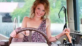 Reacting to Pretty Girl Tractor Driver 🚜 | Agriculture Combine Documentary