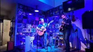 Peter Litvin & Chris Whiteside play acoustics on Stage