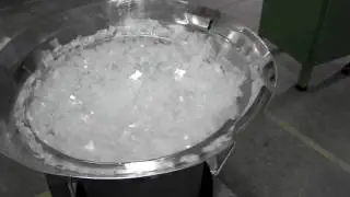 Elscint Vibratory Bowl Feeder Model 250 for Medical Parts (Cuvettes)