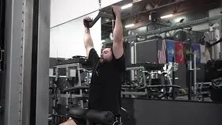 Neutral Grip Lat Pulldown