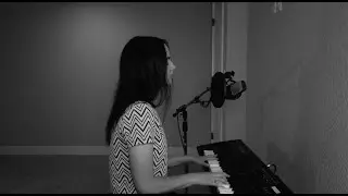 Laura Brehm - Lighthouse (Live Acoustic Version)
