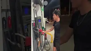 Self Servis Yakıt Almayı Denedik #benzin #shorts