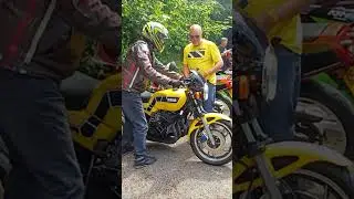 Yamaha RD500 startup #shorts #twostroke #viral