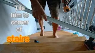 Tile trim to corner of stairs