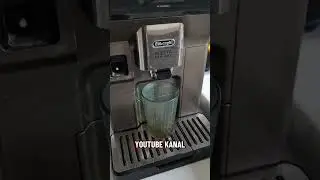 Cleaning a DeLonghi fully automatic coffee machine #delonghi #fullyautomaticcoffeemachine #coffee...