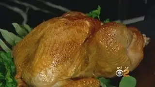 Experts Weigh In On How To Avoid Holiday Weight Gain