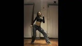 Charlie Puth - Cheating on You | Dance by Hnin Ei
