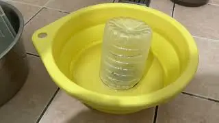 Razor blade in 32% hydrochloric acid
