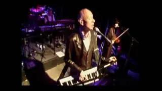 Joe Jackson plays Steely Dan  