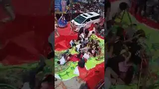 Actress Priyanka Mohan had minor injuries, as the stage collapsed during the inauguration of  Mall