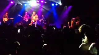 Deervana performs 