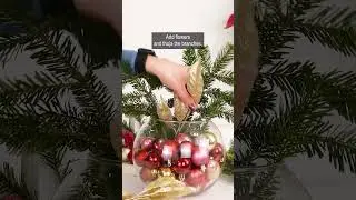 Unique Christmas Centerpiece in a Glass Vase &ndash; DIY Magic!