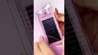 ASMR🎧 Enjoy it🥰Experience the satisfying ASMR moment with our  Shimmy-free lashes. #lashes
