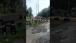 #LC gate viral shorts#railphatakvideo#rail vlog#yt shorts#