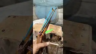 Simple trigger Slingshot mechanism #handmade #trigger #mechanism #diy