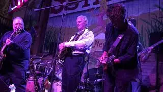 Chet Catallo and the Cats with Guitar Jonnie Dretto at Sticky Lips BBQ