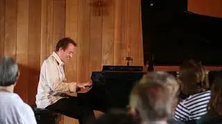 Footprints v922 performed by Geoffrey Keezer