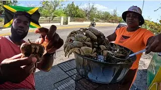 You Must EAT this at CRAB Circle Kingston Jamaica 🇯🇲