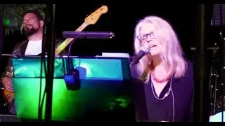 Gold Dust Drive performs Summer Breeze