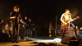 The Last Shadow Puppets - Bad Habits (live@Fourvière, Lyon)
