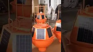 Wave spectrum meteorological buoy resistant to corrosion and marine organism attachment