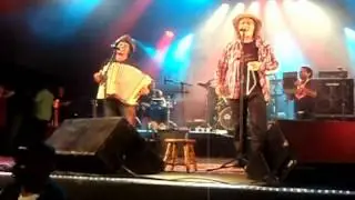 Ari de Arimat&eacute;a e Alceu Valen&ccedil;a no S&iacute;tio da Trindade Dia 23/06/2012