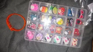 organizing all my Croc charms ❤️