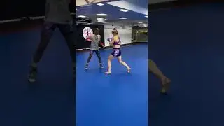 Padwork - Kate Bacik MMA - GB Top Team #shorts #femalefighter #mma #padwork #mmatraining