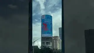 Outdoor curved led billboard display screen