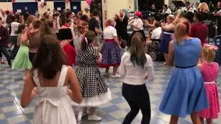 2017-09-09 Silver Tones Sock Hop