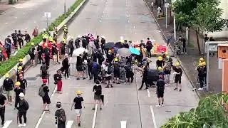 Cheung Sha Wan Road roadblocks by protesters
