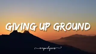 Medii - Giving Up Ground feat. Notelle (Lyrics) 🎵