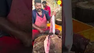 KASIMEDU SPEED SELVAM QUEEN TREVALLY FISH 🐟 CUTTING VIDEO #bigfish #kasimeduselvam #shorts