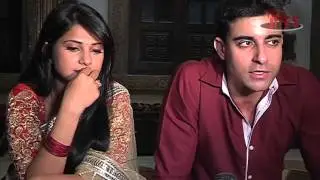 Saraswatichandra- Saras and Kumud leaves for London