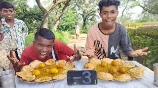 spicy egg curry with Puri eating challenge अंडा करी पूरी खाओ 1000 ले जाओ।