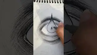 What does this eye make you feel? #asmr #asmrdrawing #drawing #draw #art #relaxing #calm #calming